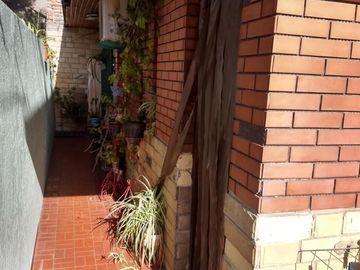 Venta de PH 3 ambientes planta baja con patio y terraza La tablada