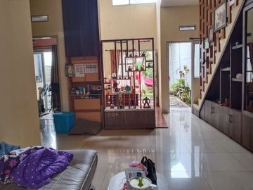 Di Jual Cepat Rumah Siap Huni 4 Kamar Posisi HOEK di Antapani Bandung