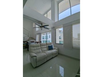 VENDO AMPLIO APTO PH DUPLEX , 205 METROS. VILLA SANTOS