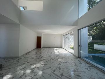 Lomas de Cuernavaca a unos paso tecmilenio