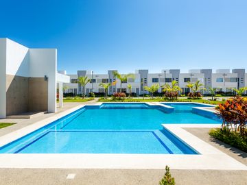Casa en Venta en Acapulco, Barra Vieja, Alberca, con Club de Playa, 3Rec