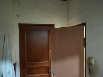 Rumah second hook di Pangkalan Jati Depok 2 M
