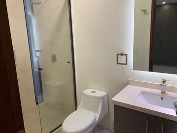 Casa en Privada en Jardines de Delicias, Cuernavaca, Morelos CAEN-975-Cp*
