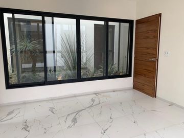 Casa en Privada en Jardines de Delicias, Cuernavaca, Morelos CAEN-975-Cp*