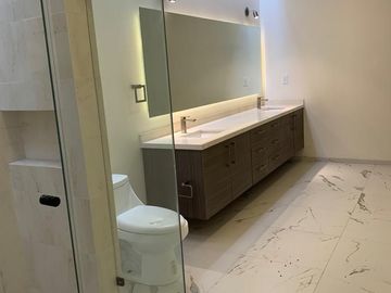 Casa en Privada en Jardines de Delicias, Cuernavaca, Morelos CAEN-975-Cp*