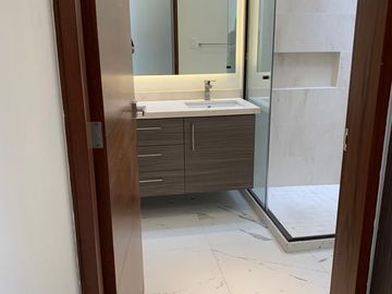 Casa en Privada en Jardines de Delicias, Cuernavaca, Morelos CAEN-975-Cp*