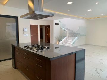 Casa en Privada en Jardines de Delicias, Cuernavaca, Morelos CAEN-975-Cp*