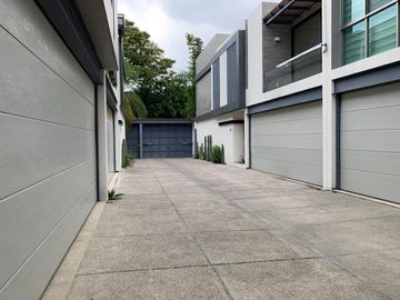 Casa en Privada en Jardines de Delicias, Cuernavaca, Morelos CAEN-975-Cp*