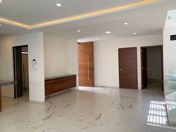 Casa en Privada en Jardines de Delicias, Cuernavaca, Morelos CAEN-975-Cp*