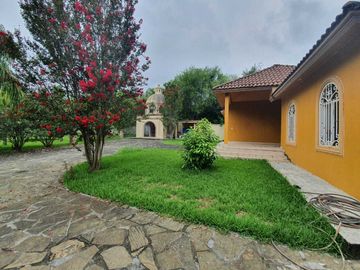 QUINTA EN VENTA EN EL BARRIAL SANTIAGO,N.L.