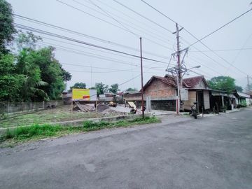 Tanah SHMP di Selatan Jl. Jogja-Solo