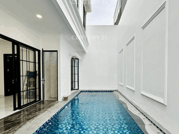 Dijual Rumah Brand New American Classic Style Di Bintaro