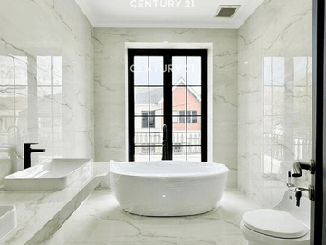 Dijual Rumah Brand New American Classic Style Di Bintaro