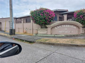VENDO LINDA CASA UBICADO EN BRISAS DEL GOLF $180k