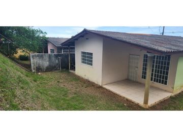VENDO LINDA CASA UBICADO EN BRISAS DEL GOLF $180k