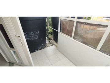 Venta de casa urbana de 130 M2 aprox en 205 mill en La Mesa Cund