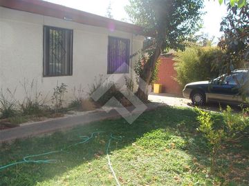 Casa en Venta en Los Maitenes con Tobalaba