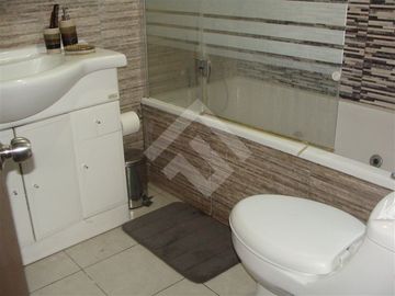 Casa en Venta en Los Maitenes con Tobalaba