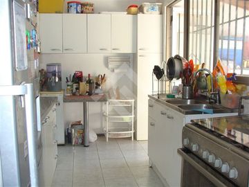 Casa en Venta en Los Maitenes con Tobalaba
