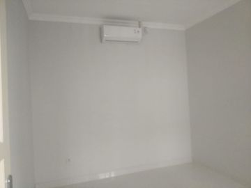 Rumah baru jl Cirebon Menteng Cocok buat kantor dan tempat tinggal