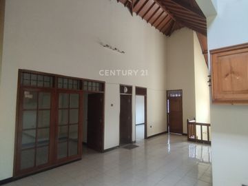 RUMAH DIJUAL DALAN KOMPLEK PAMULANG TANGERANG SELATAN