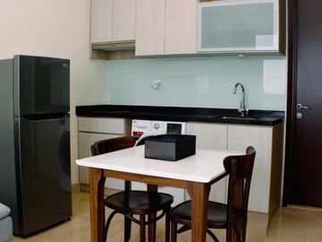 Apartment Menteng Park Tower Emerald 2br Di Jakarta Pusat S8945