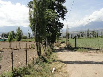 Venta de terreno en Urcuqui Yachay