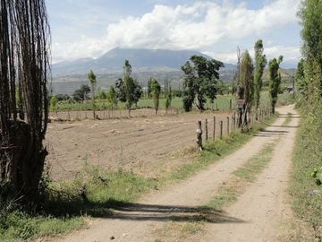 Venta de terreno en Urcuqui Yachay