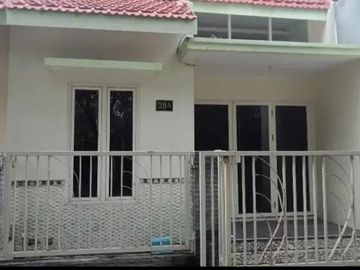 Rumah Modern Minimalis Kebraon Mitra Satwa Surabaya