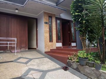 Rumah Furnished Luas 196 di Lembah Dieng kota Malang