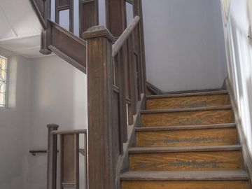 Venta Importante Casona, apto institución. Barrio Martin
