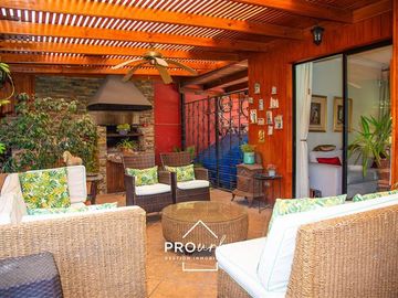 Casa en Venta en Ricardo Wagner / Las Luciernagas