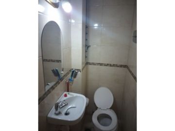 VENTA 4 AMBIENTES AL FRENTE  CON BALCON .VALENTIN GOMEZ 2900