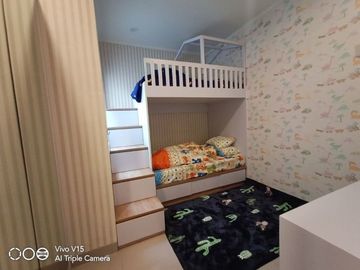 Rumah baru kokoh pondasi tiang pancang dekat summarecon