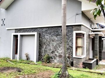 TERMURAH Rumah HOOK Tanah Luas Di Sayap Pasteur Dekat Bandara Husein Bandung