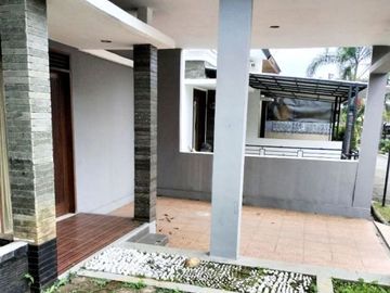 TERMURAH Rumah HOOK Tanah Luas Di Sayap Pasteur Dekat Bandara Husein Bandung