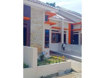 Rumah siap huni dekat tol & stasiun di pitara pancoran mas depok