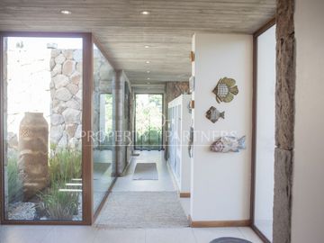Casa 360 metros con vista  al mar Costa Cachagua