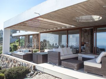 Casa 360 metros con vista  al mar Costa Cachagua