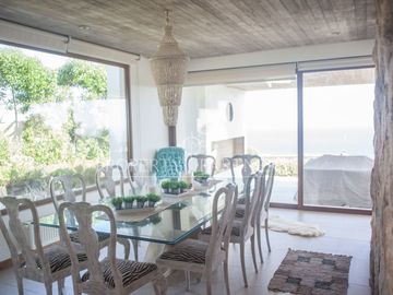 Casa 360 metros con vista  al mar Costa Cachagua