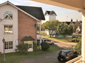 TRIPLEX EN VENTA,  HURLINGHAM EL MIRADOR  UNIDAD PREMIUM.