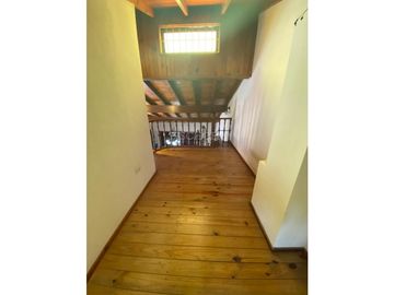 CASA 4 AMBIENTES CON COCHERA, MAS DEPARTAMENTO 3 AMBIENTES
