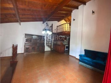 CASA 4 AMBIENTES CON COCHERA, MAS DEPARTAMENTO 3 AMBIENTES