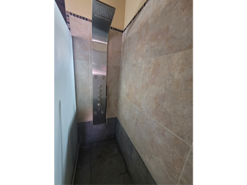 Casa en Venta - Zona lamos - Calidad de Construcción