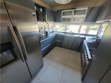 Casa en Venta - Zona lamos - Calidad de Construcción