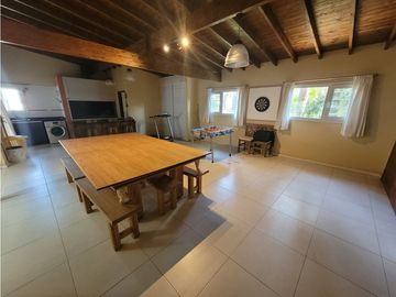 Casa en Venta - Zona lamos - Calidad de Construcción