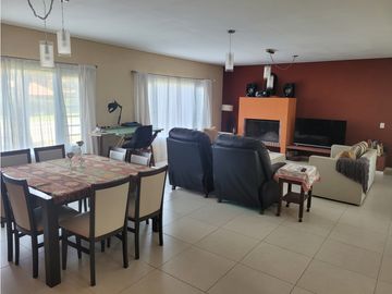 Casa en Venta - Zona lamos - Calidad de Construcción