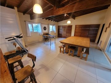 Casa en Venta - Zona lamos - Calidad de Construcción