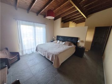 Casa en Venta - Zona lamos - Calidad de Construcción