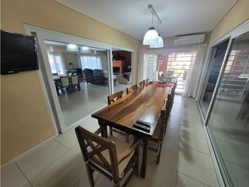 Casa en Venta - Zona lamos - Calidad de Construcción